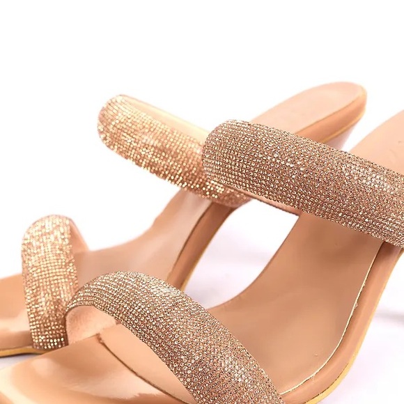Shoes - Fashion nova elegant rose gold pumps